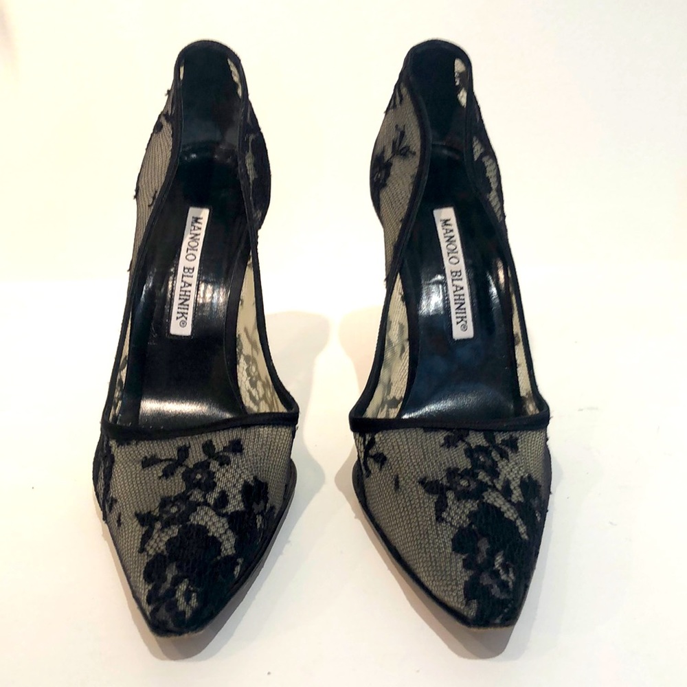 Used gently worn Manolo Blahnik 37 black lace shoes